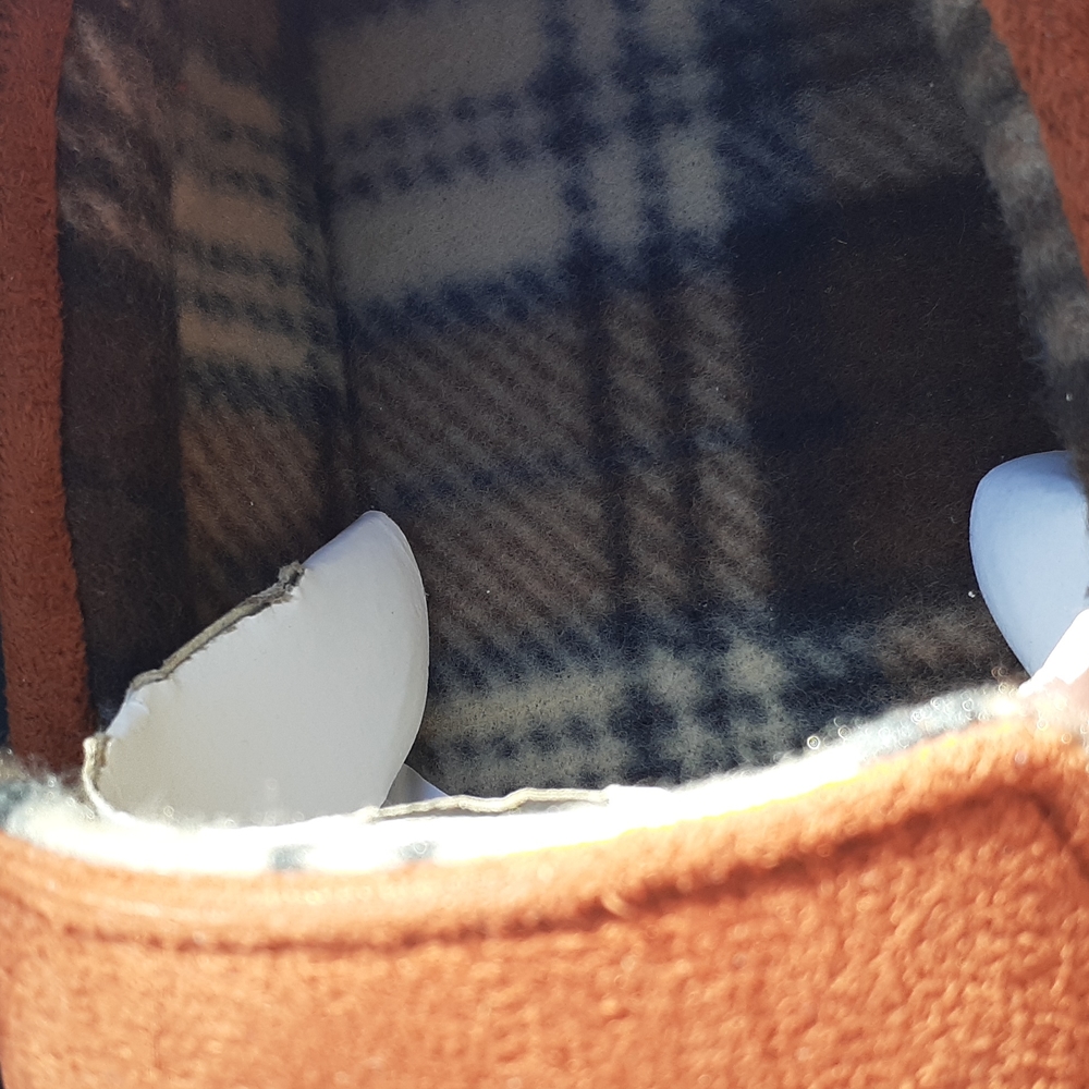 Men Slippers - Picture 3 of 9
